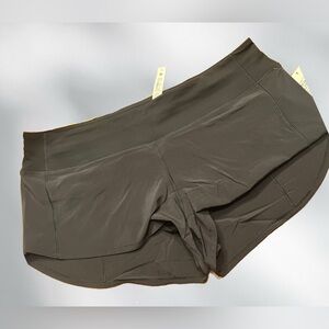 NWT lululemon black Speed Up Low-Rise shorts, 2.5”